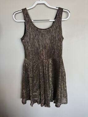 Lush Gold Metallic Pleated Sleeveless Fit & Flare Dress Women’s M Formal Party